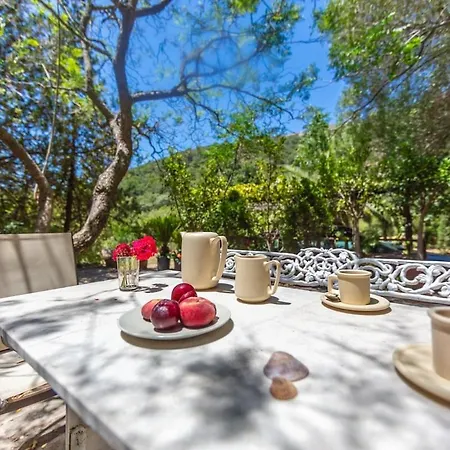Pájaro Soleada Bolonia Retreat, Sea Views&pool Villa